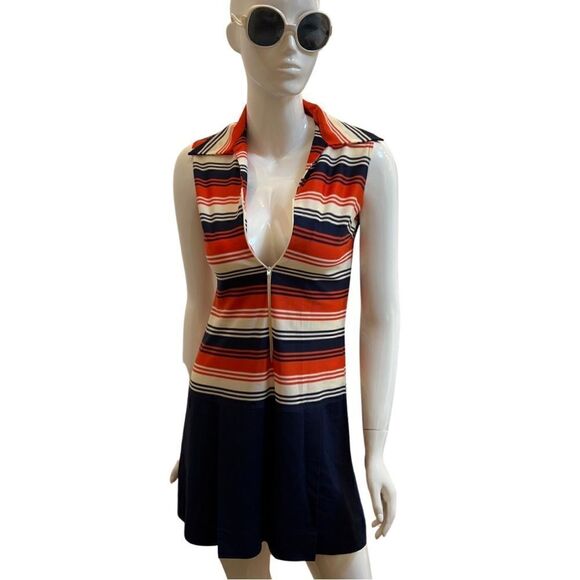 The COOLEST True vintage 1970s Striped Zip Front Pleated Skort Dress - Picture 3 of 12